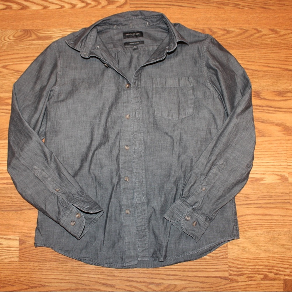 Banana Republic Gray Casual Button Down Shirt